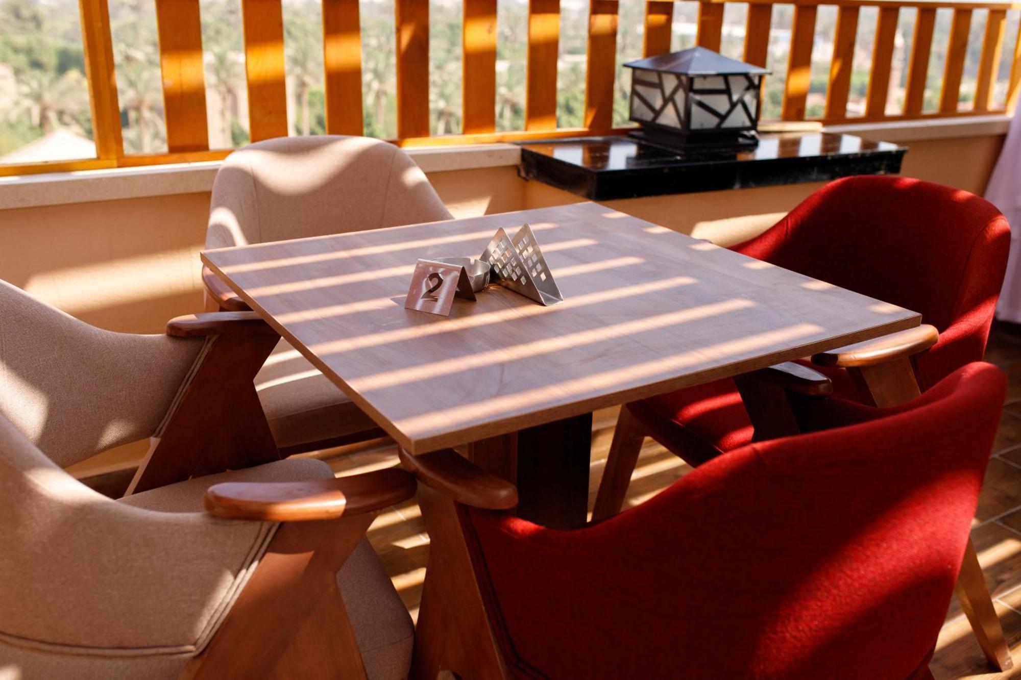 Pyramids Sunshine View Hotel Kafret el-Gabal Buitenkant foto